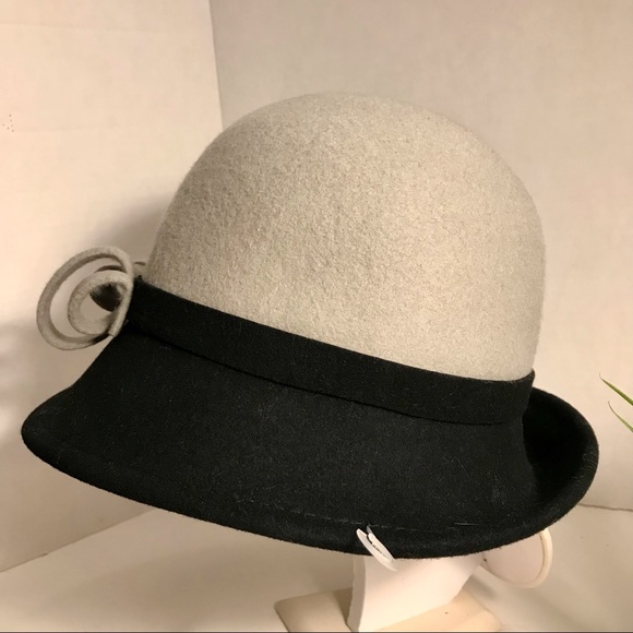 Gorgeous Wool Felt Hat By Creativa Made in Italy - Picture 5 of 9